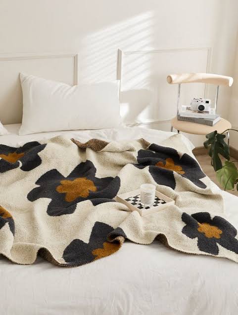 Flower Knitted Blanket