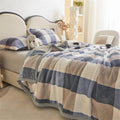 XL Gingham Pattern Blanket