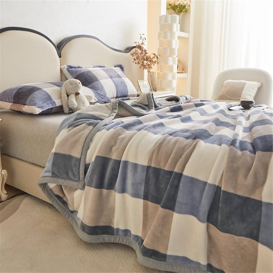 XL Gingham Pattern Blanket