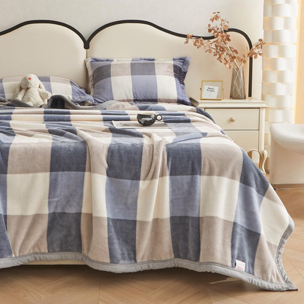 XL Gingham Pattern Blanket